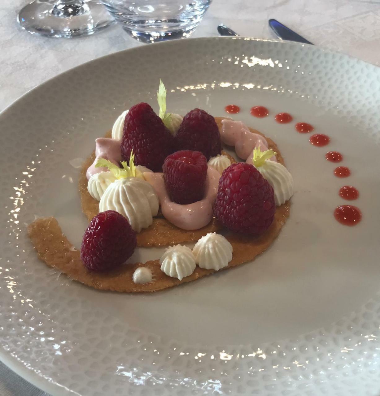 Hotel La Caroline Corbie Zewnętrze zdjęcie