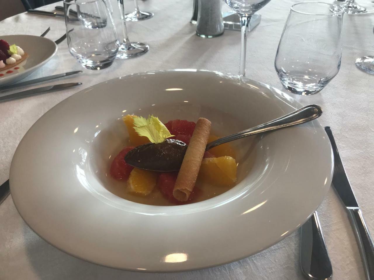 Hotel La Caroline Corbie Zewnętrze zdjęcie