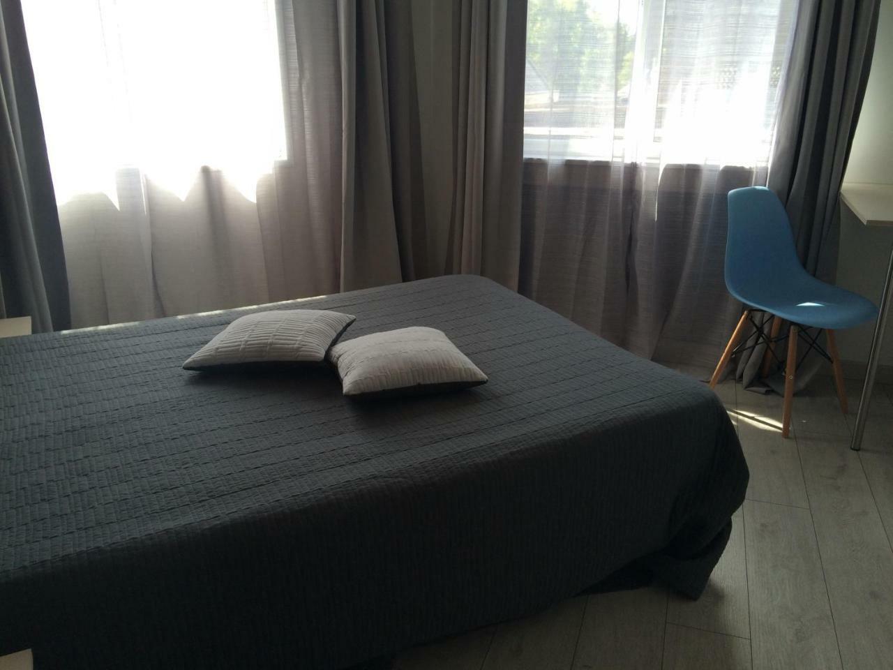 Hotel La Caroline Corbie Zewnętrze zdjęcie